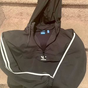 Adidas Workout Windbreaker Black M. An absolutely awesome item. New and sharpe!